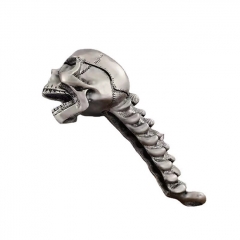 Creative Personality Skull-Shaped Head Bottle Opener Durable Metal Tool for Novelty Halloween Parties